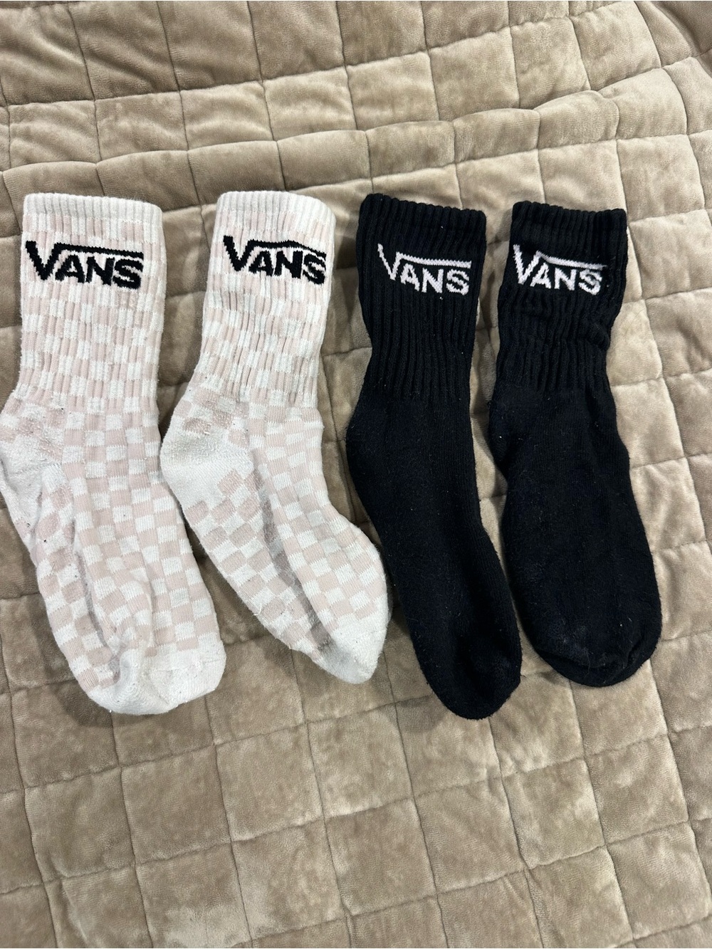 Vans Women’s Crew Socks Pack - Black & Light Pink Checker